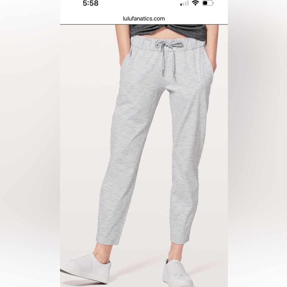 Lululemon On The Fly 7/8 pants